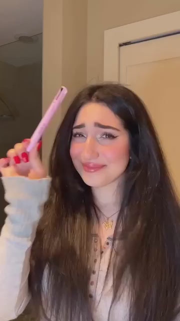 💄 GlamStick 4-in-1 Touch-Up Pen